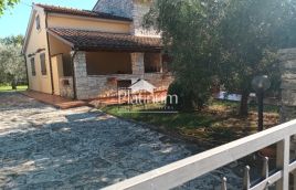 Istra, Galižana, dvije kamene kuće u rustikalnom stilu