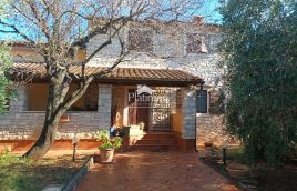 Istra, Galižana, dvije kamene kuće u rustikalnom stilu