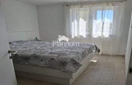 Istra, Peroj, stan u prizemlju 82 m2