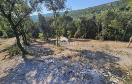 Istra, Duga uvala terreno agricolo con vista mare