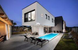 ISTRA, EXKLUZIVNA VILLA NA PRODAJI
