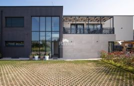 ISTRA, EXKLUZIVNA VILLA NA PRODAJI