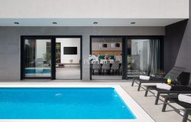ISTRA, EXKLUZIVNA VILLA NA PRODAJI