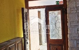 Istria, Trget casa con vista panoramica vista mare
