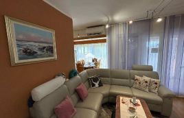 Istria, Štinjan, bellissima casa di famiglia con terreno edificabile con vista e vicinanza al mare