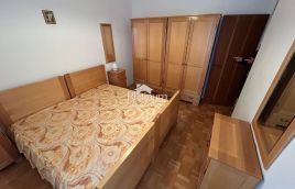 Istra, Pula, lijepi stan na prvom katu s dvije spavaće sobe