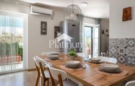 Istria, Fažana house near the beach with sea view