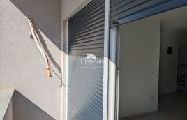 Pula, Mondvial apartment on the first floor with elevator
