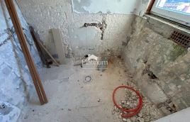 Istra, Šišan, hiša v fazi prenove