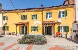 Istria, Marčana beautifully decorated house for sale