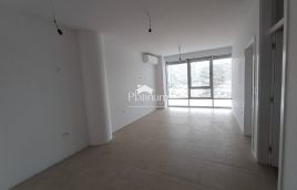 Istra,Pula dvosoban stan na prvom katu s liftom