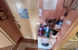 Pula, garsonjera 27 m2