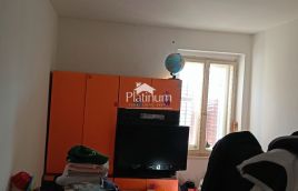 Istra, Pula, dvosobni stan na trećem katu