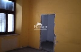 Istra, Pula, stan u Austrougarskoj vili za adaptaciju