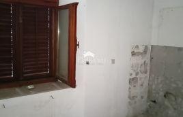 Istra, Pula, stan u Austrougarskoj vili za adaptaciju