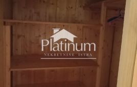 Istria, Banjole, casa plurifamiliare con piscina vicino al mare