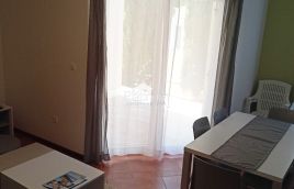 Istra, Medulin, apartman u prizemlju s vrtom
