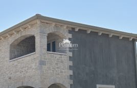 Istria, zona Peroj, bella casa indipendente con piscina
