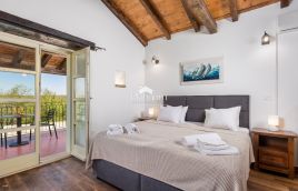 Istrien, Umgebung von Tinjan, schönes rustikales Haus mit Pool