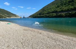 Ground floor apartment, 54 m2, first row to the sea