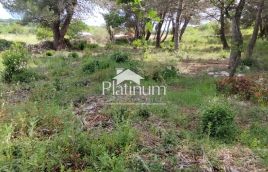 Istra,Medulin TOP građevinsko zemljište 563 m2 ,1300 m do mora
