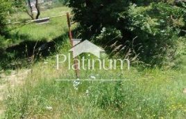 Istra,Pazin poljoprivredna parcela uz Pazinčicu