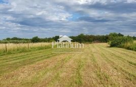 Istra,Ližnjan-okolica građevinsko zemljište na prodaju