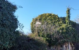 Istria, Dokići casa istriana con giardino