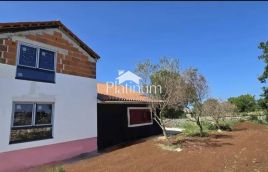 Istria, Štokovci casa in costruzione