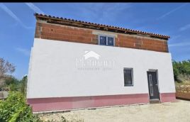 Istria, Štokovci casa in costruzione