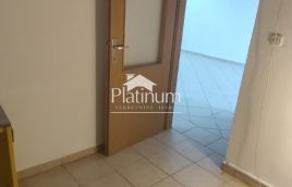 Istra,Pula posovni prosotr u prodaji