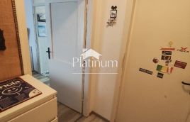 Istra, Pula trisobno stanovanje