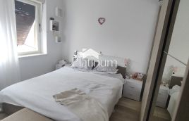 Istra, Pula trisobno stanovanje