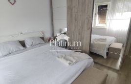 Istra, Pula trisobno stanovanje