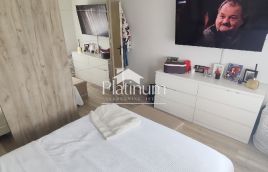 Istra, Pula trisobno stanovanje