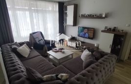 Istra, Pula trisobno stanovanje