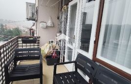 Istra, Pula trisobno stanovanje