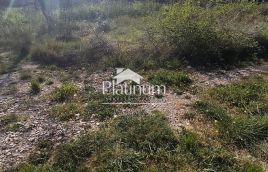 Istra,Šišan poljoprivredno zemljište u prodaji