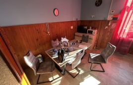 Istria, Pola, INTERO EDIFICIO CON 3 APPARTAMENTI IN CENTRO CITTÀ