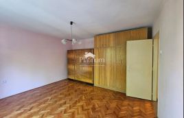 Pula, Istria, two-bedroom apartment on the high ground floor