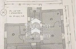 Istra, Pula,  dva stana u Austrougarskoj vili za adaptaciju