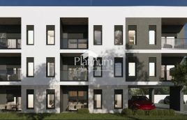 Istra, Pula, stan 2. kat, 3 sobe, 93 m2