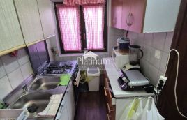 TOP PRILIKA Istra,Premantura, 3 apartmana plus garaža plus okućnica