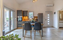 CASA DUPLEX BARBARIGA CON PISCINA