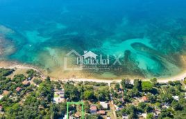 ISTRA PEROJ 500m2 VIKEND PARCELA 30 METARA OD MORA