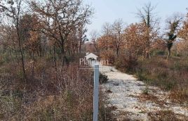 Istra,Peroj zemljište na prodaju veličine 602 m2