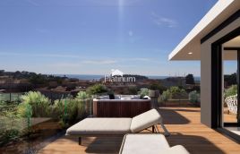 Luksuzni penthouse sa jedinstvenim pogledom, Rovinj