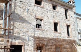 Stone villa under construction, opportunity! Price on request