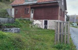 Gorski kotar, Tršće casa con cortile in vendita