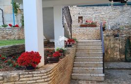 Istra,Premantura prostran apartman s pogledom na more